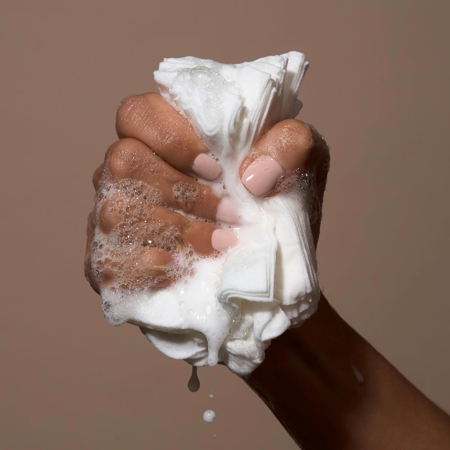 Soothing Cleansing Wipes, Cleansing Makeup Remover Wipes for Sensitive Skin with Serum-Like Finish, Lavender Scent, 24 Wipes