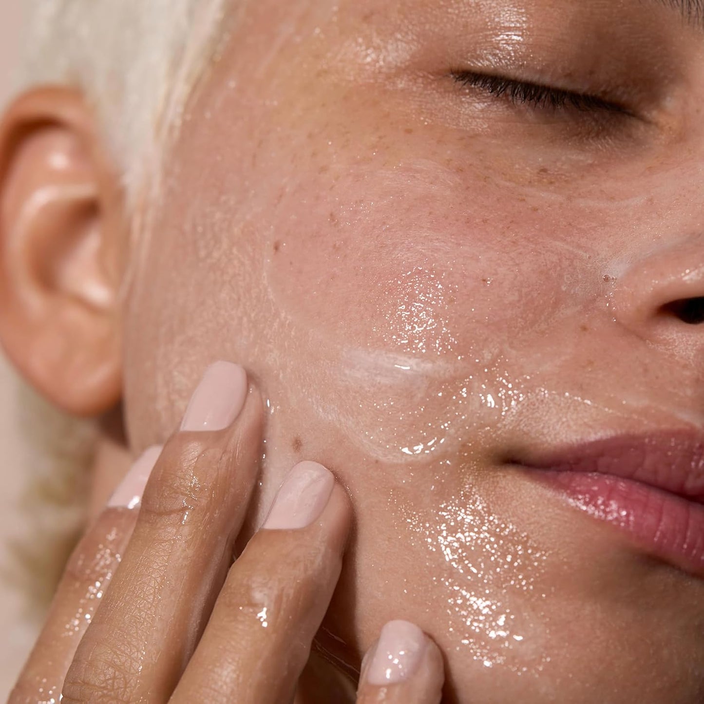 Cleansing & Exfoliating Bundle, Salicylic Acid Cleansing Wipes & Hydrating Exfoliating Cleanser (2-Pack 6 Oz Cleanser & 48-Pack Wipes)